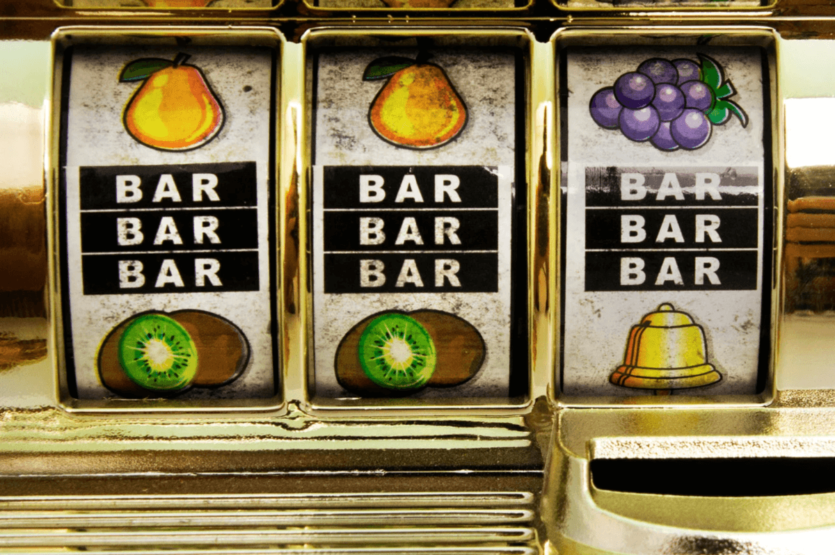 Une image contenant machine &agrave; sous, fruit, int&eacute;rieur, nourriture

Le contenu g&eacute;n&eacute;r&eacute; par l&rsquo;IA peut &ecirc;tre incorrect.